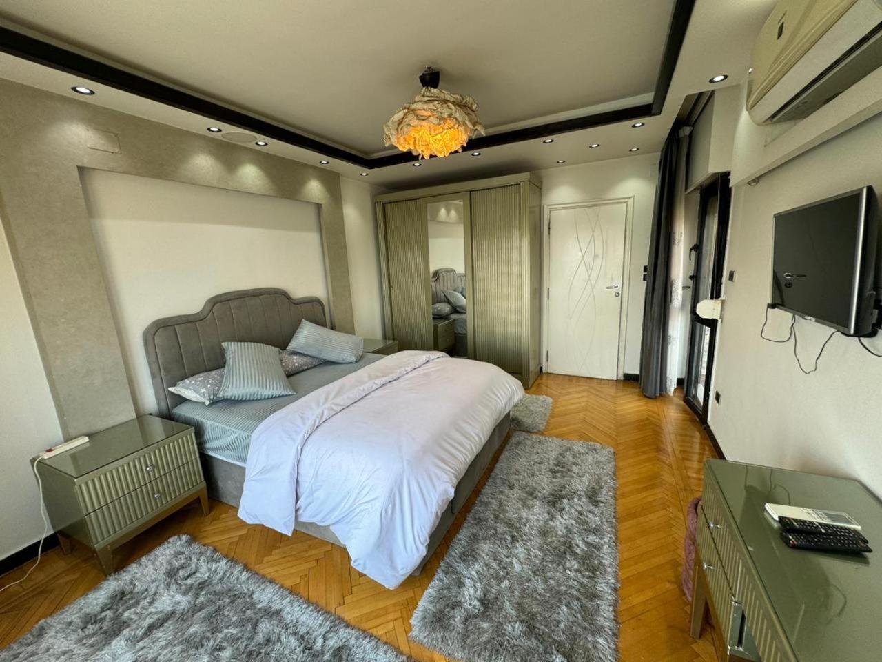 Private Jacuzzi 2br Nile Corniche Maadi Apartamento Cairo