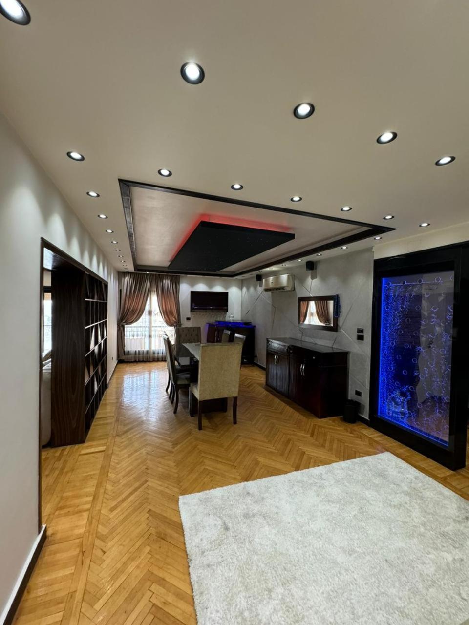 Private Jacuzzi 2br Nile Corniche Maadi Apartamento